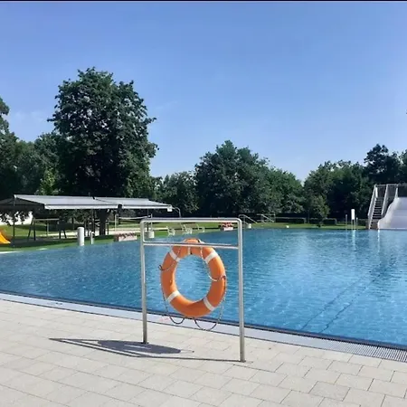 Naturparadies An Der Saale Hébergement de vacances *